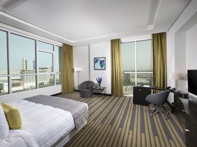 S Hotel Bahrain Sanabis Eksteriør bilde